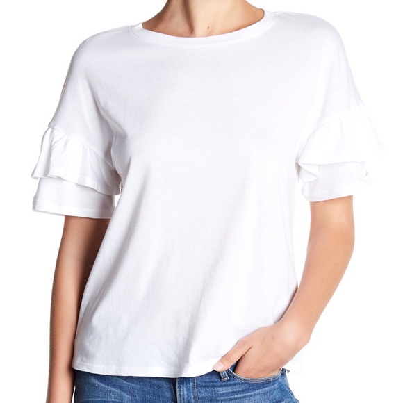 14th & Union Tops - 🎉Cute Flounce Sleeve Top